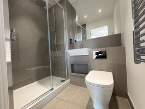 Photo 8- click for photo gallery